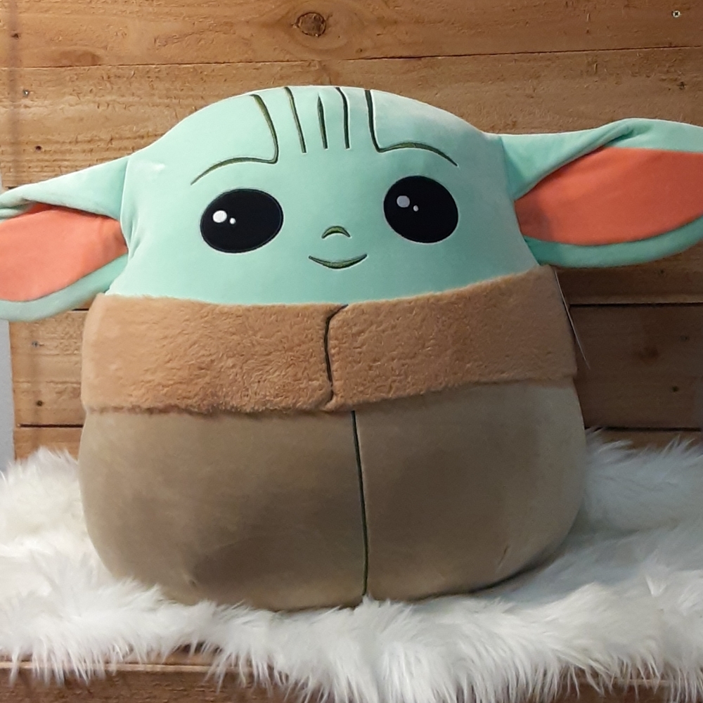 Baby Yoda sqiushmallows